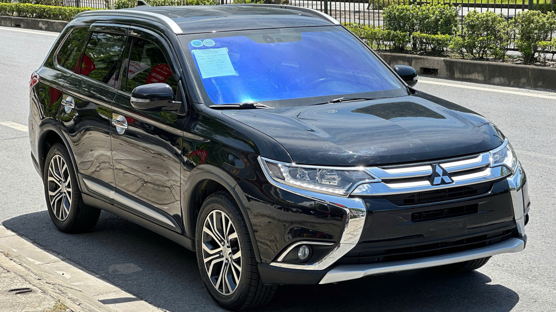 Mitsubishi Outlander 2.4AT AWD Premium 2018