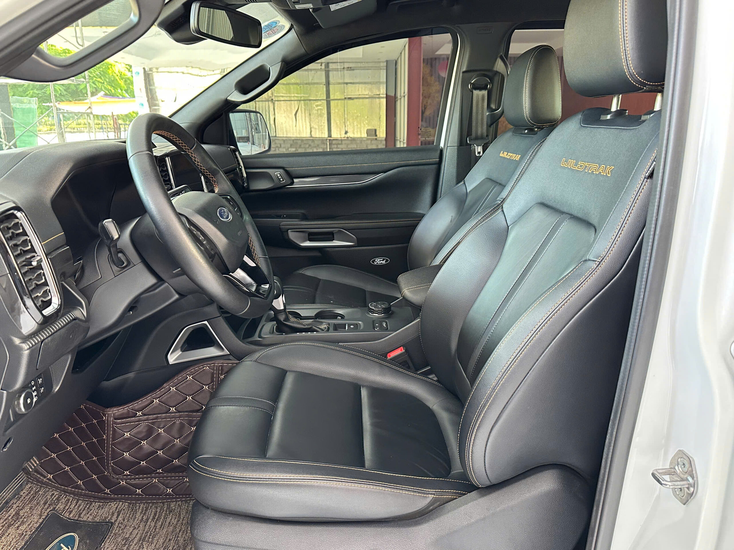 FORD RANGER WILDTRAK 2.0L 4X4AT 2023 - Ảnh 10