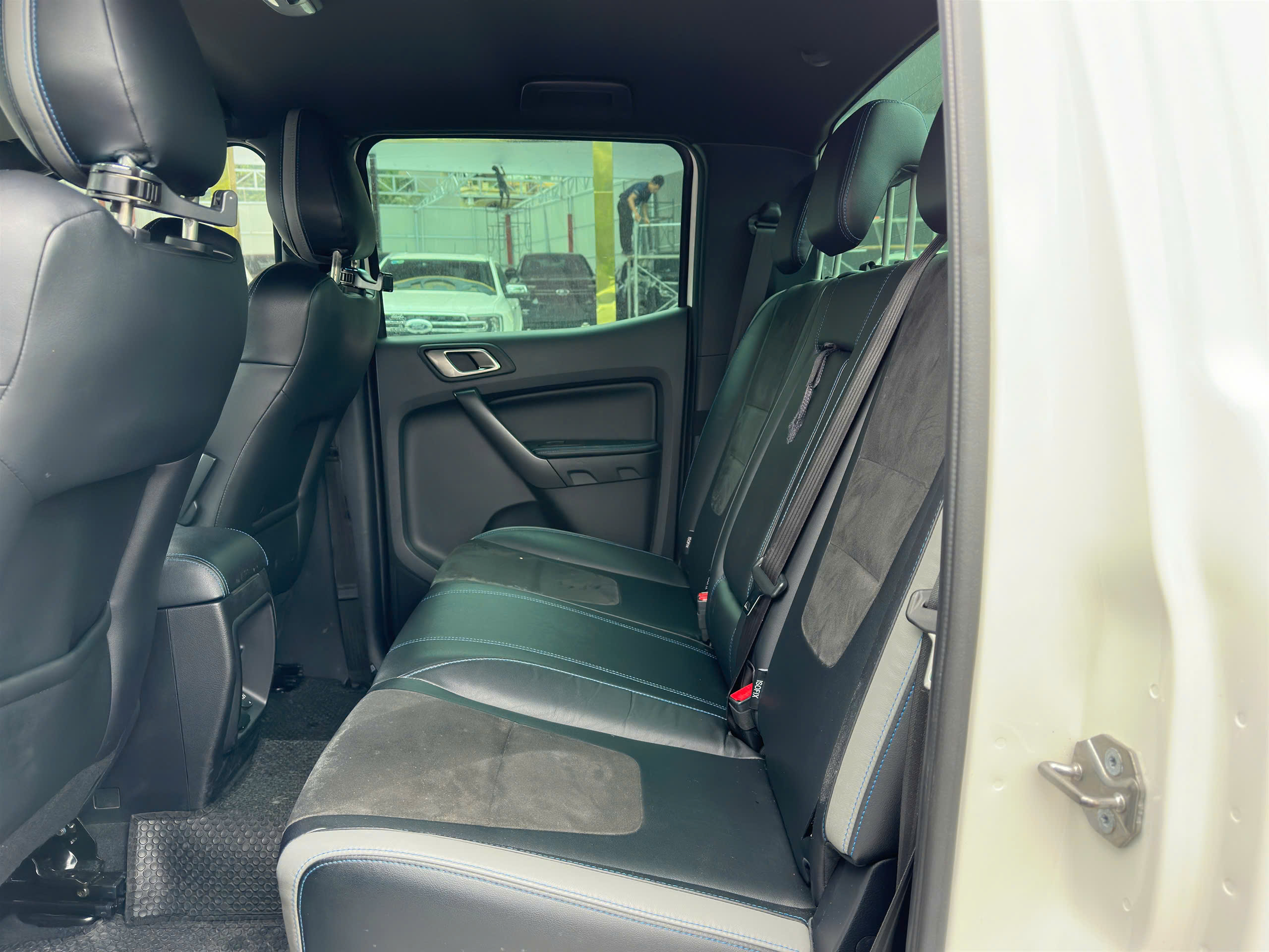 FORD RANGER RAPTOR 2.0 BITURBO 4X4 - Ảnh 9