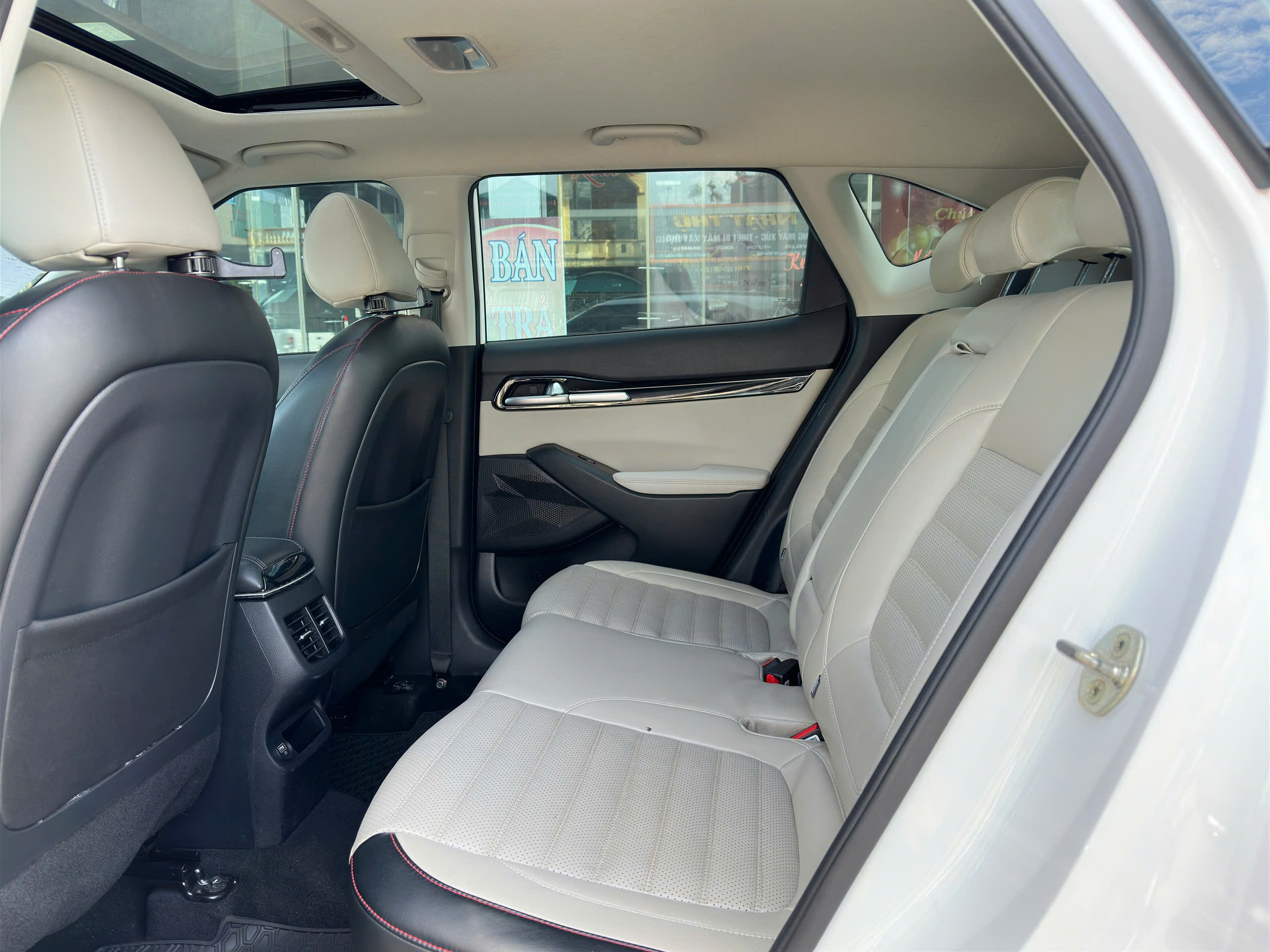 KIA SELTOS PREMIUM 2022 - Ảnh 9