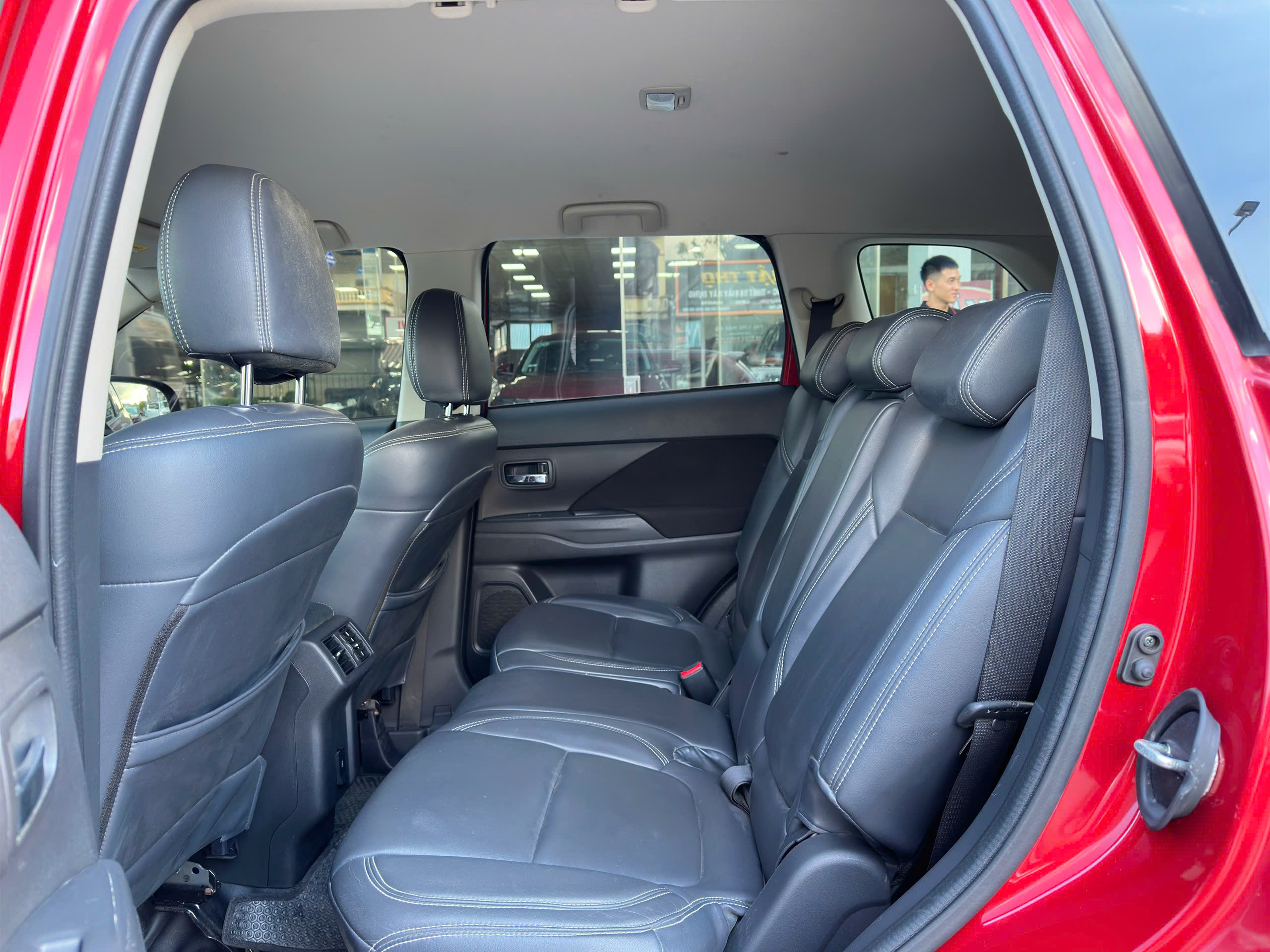 MITSUBISHI OUTLANDER 2.0 CVT 2021 - Ảnh 11
