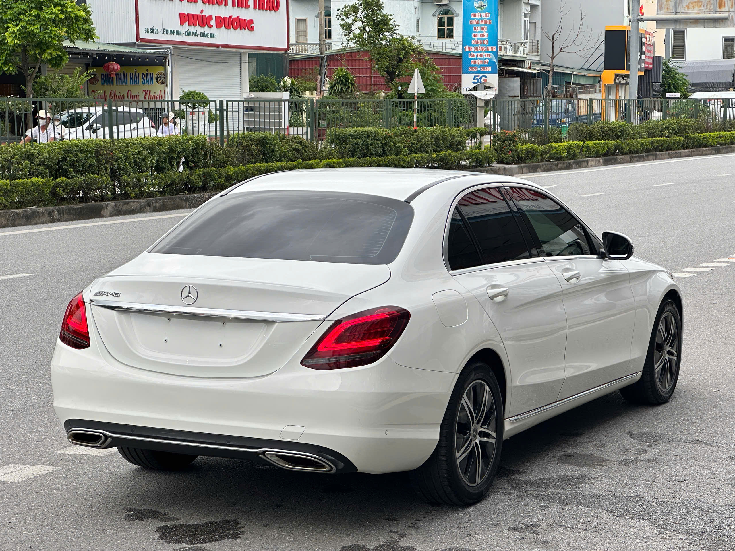 MERCEDES C180 2020 - Ảnh 8