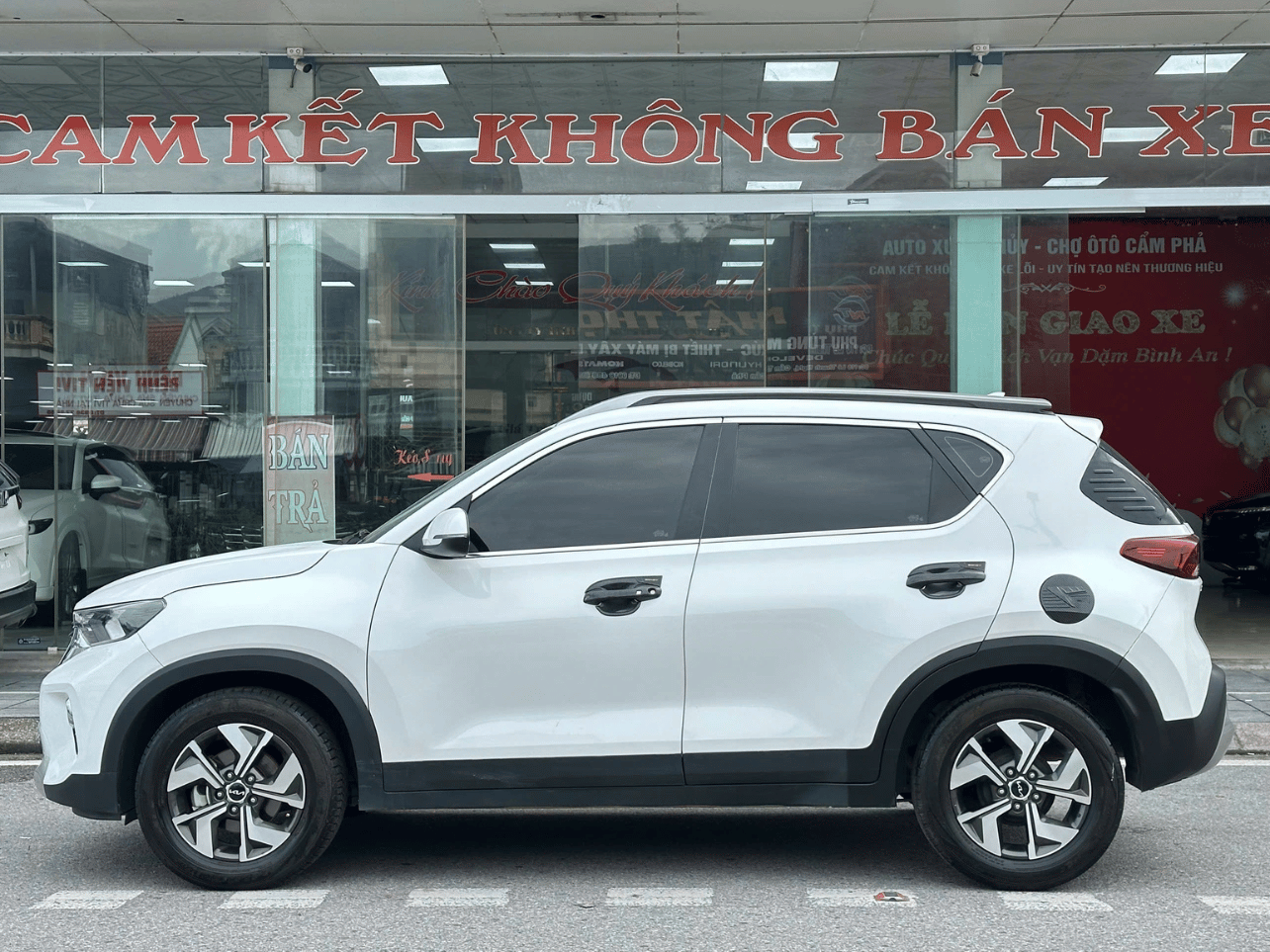 KIA SONET 1.5AT DELUXE - Ảnh 4